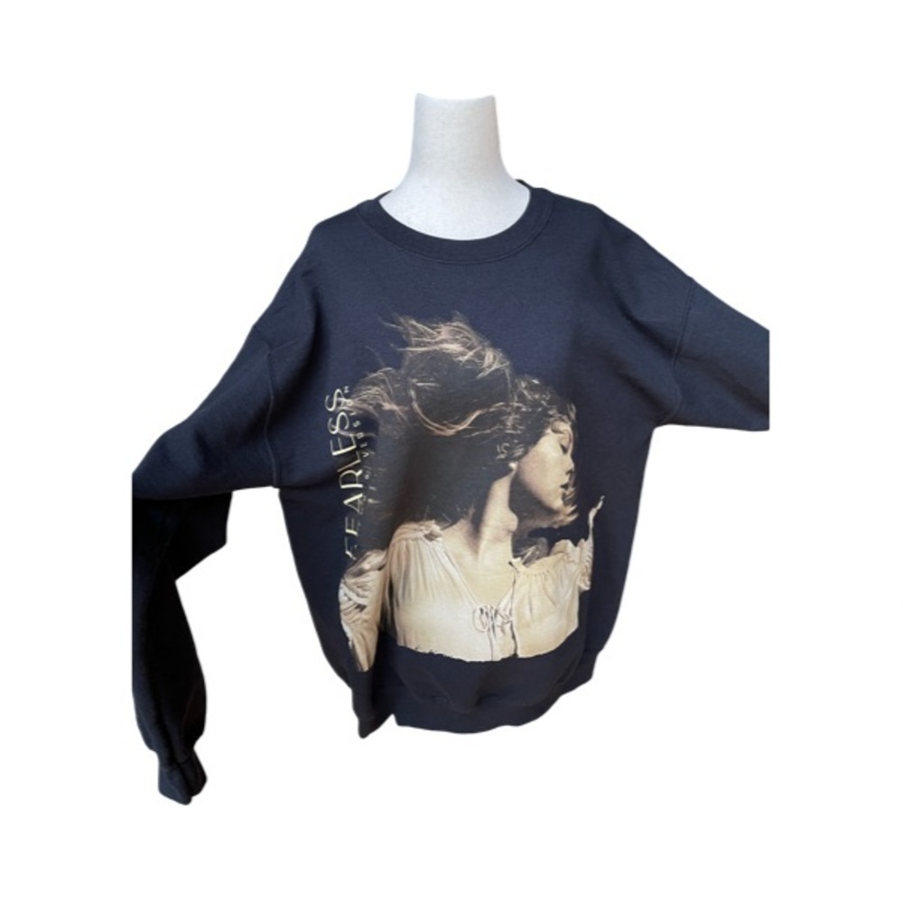 Taylor Swift Fearless Tour Crew Neck Sweatshirt Size Large